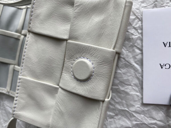 Bottega Veneta Cassette Mini
