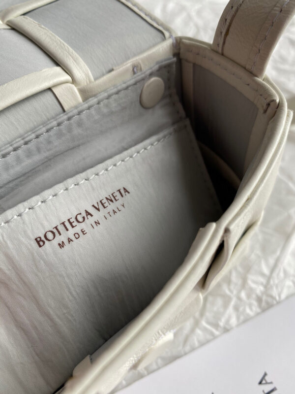 Bottega Veneta Cassette Mini