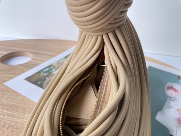 Bottega Veneta Tote