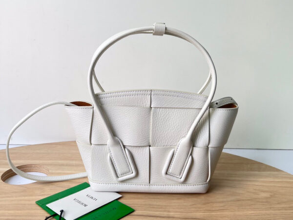 Bottega Veneta The Arco Mini