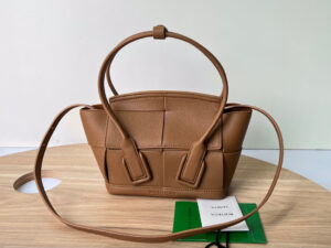 Bottega Veneta The Arco Mini