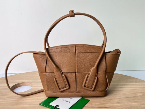 Bottega Veneta The Arco Mini