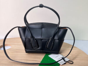 Bottega Veneta The Arco Mini