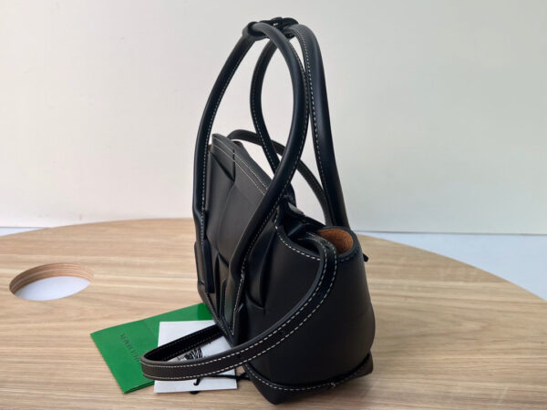 Bottega Veneta The Arco Mini