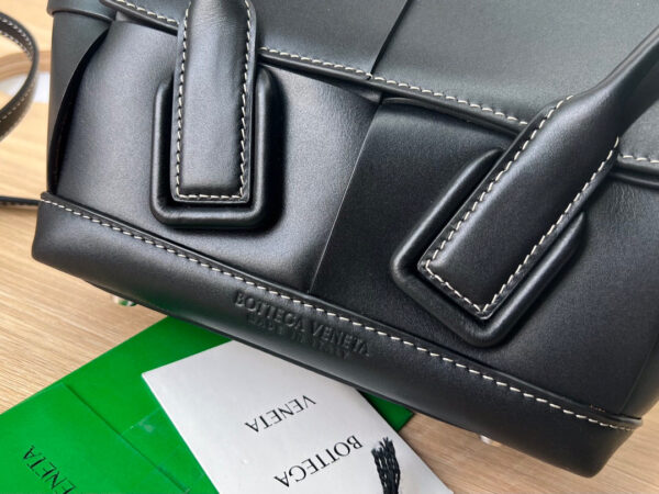 Bottega Veneta The Arco Mini
