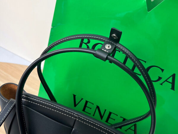 Bottega Veneta The Arco Mini