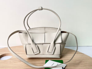 Bottega Veneta The Arco Mini