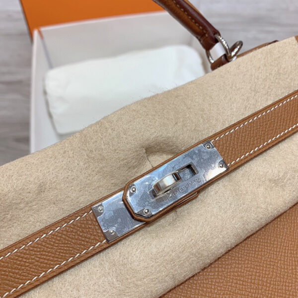 Hermes Kelly 28