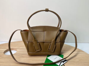 Bottega Veneta The Arco Mini