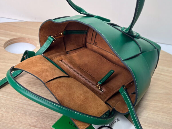 Bottega Veneta The Arco Mini