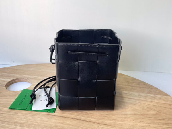 Bottega Veneta Small Cassette Cross-Body Bucket