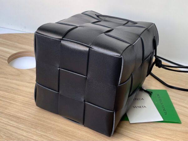 Bottega Veneta Small Cassette Cross-Body Bucket