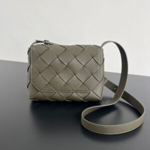 Bottega Veneta BV Diago