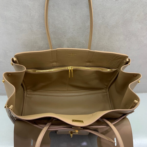Balenciaga Bel Air Medium Carry All Bag