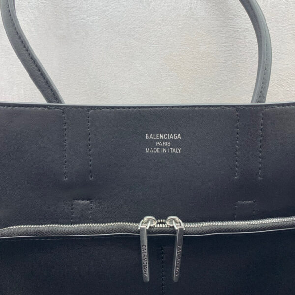Balenciaga Bel Air Medium Carry All Bag