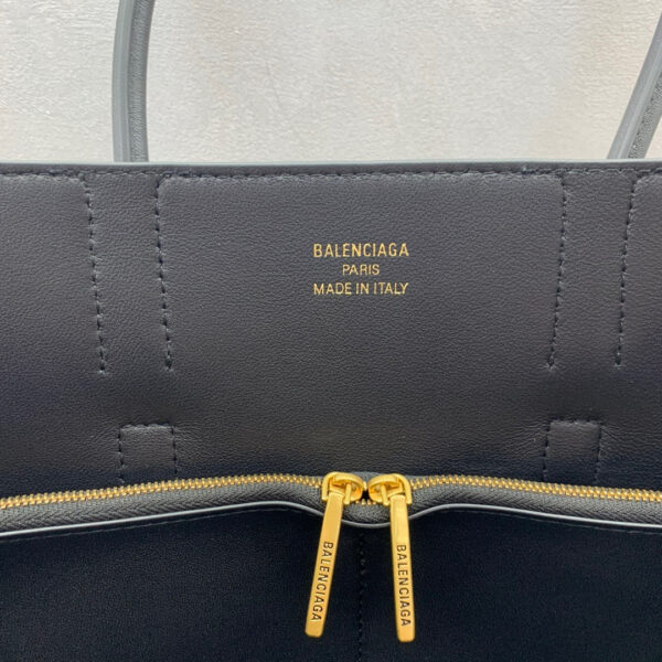 Balenciaga Bel Air Medium Carry All Bag