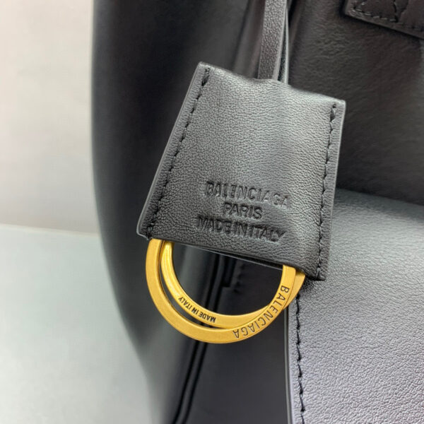 Balenciaga Bel Air Medium Carry All Bag