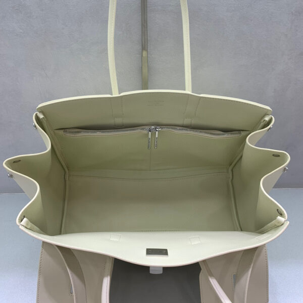 Balenciaga Bel Air Medium Carry All Bag