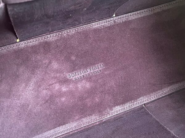Bottega Veneta BV Medium Arco Tote Bag
