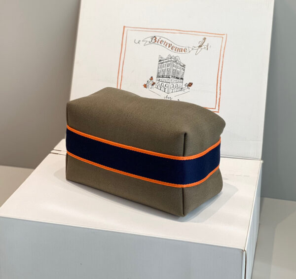 Hermes Bride-a-Brac case