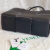 Bottega Veneta BV Medium Arco Tote Bag