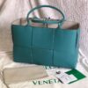Bottega Veneta BV Medium Arco Tote Bag