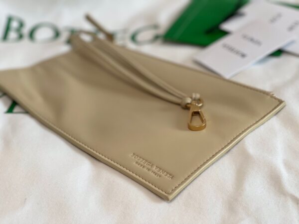 Bottega Veneta BV Medium Arco Tote Bag