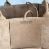 Bottega Veneta BV Medium Arco Tote Bag