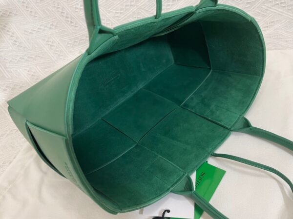 Bottega Veneta Arco Tote