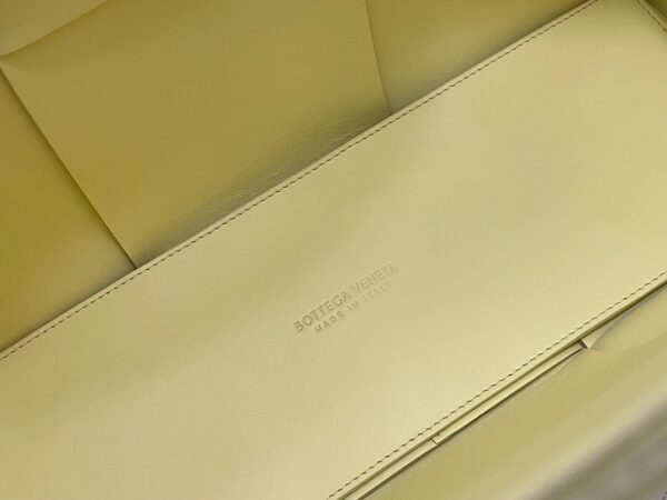 Bottega Veneta Arco Tote