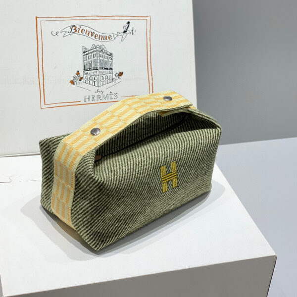 Hermes Bride-a-Brac case