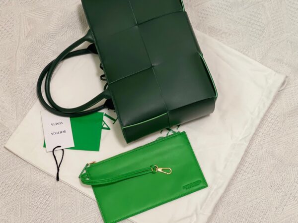 Bottega Veneta Arco Tote