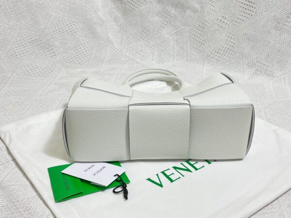 Bottega Veneta Arco Tote