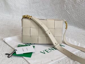 Bottega Veneta Cassette