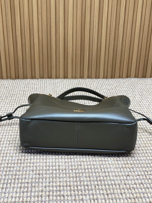 YSL jamie shopping small