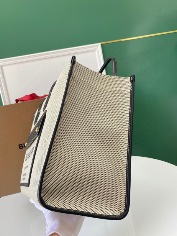 Burberry Freya Tote