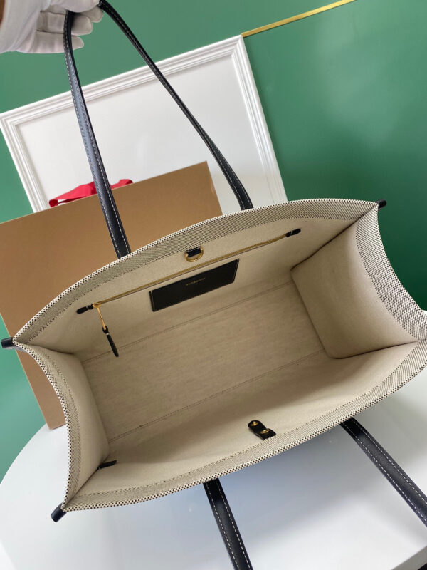 Burberry Freya Tote