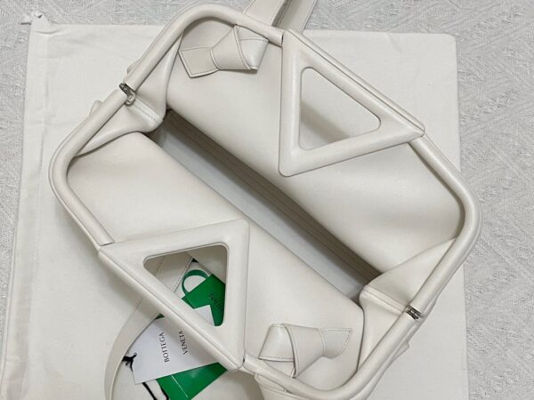 Bottega Veneta The Triangle