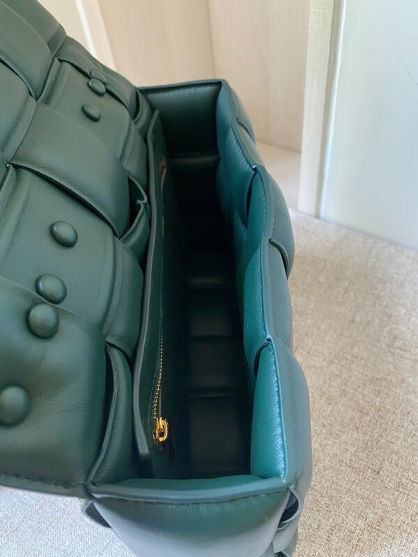 Bottega Veneta The Chain Cassette