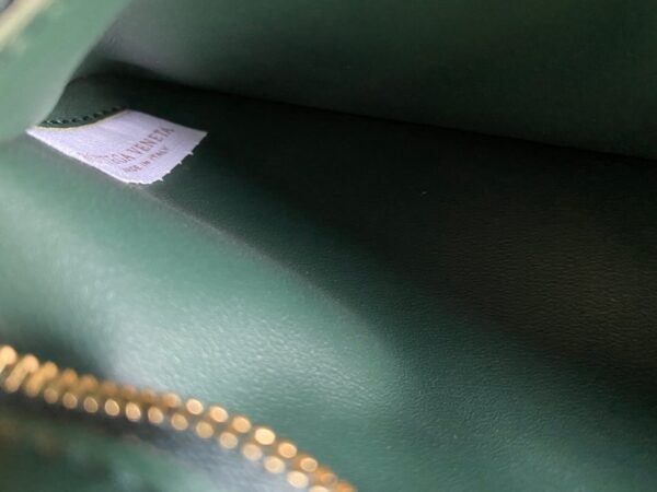 Bottega Veneta The Chain Cassette