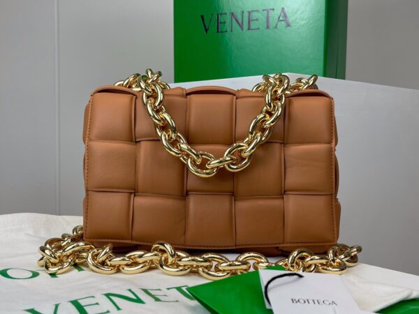 Bottega Veneta The Chain Cassette