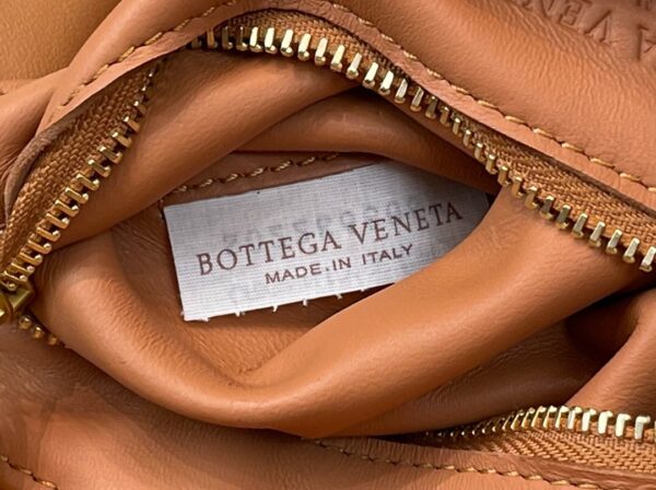 Bottega Veneta The Chain Cassette