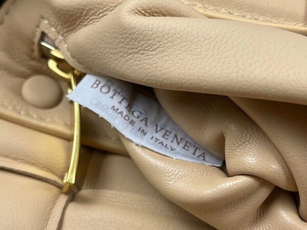 Bottega Veneta The Chain Cassette