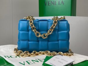 Bottega Veneta The Chain Cassette