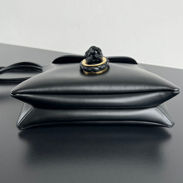 Bottega Veneta BV Baby Liberta