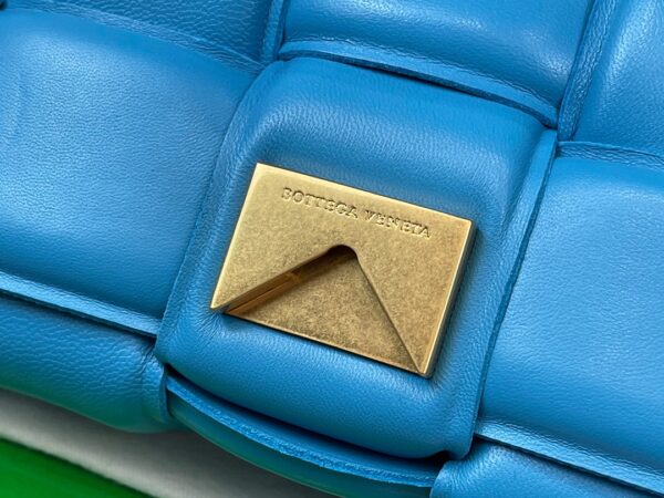 Bottega Veneta The Chain Cassette