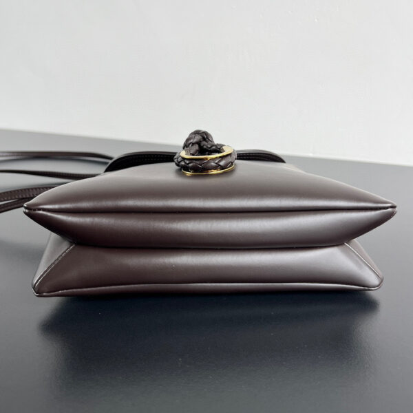 Bottega Veneta BV Baby Liberta