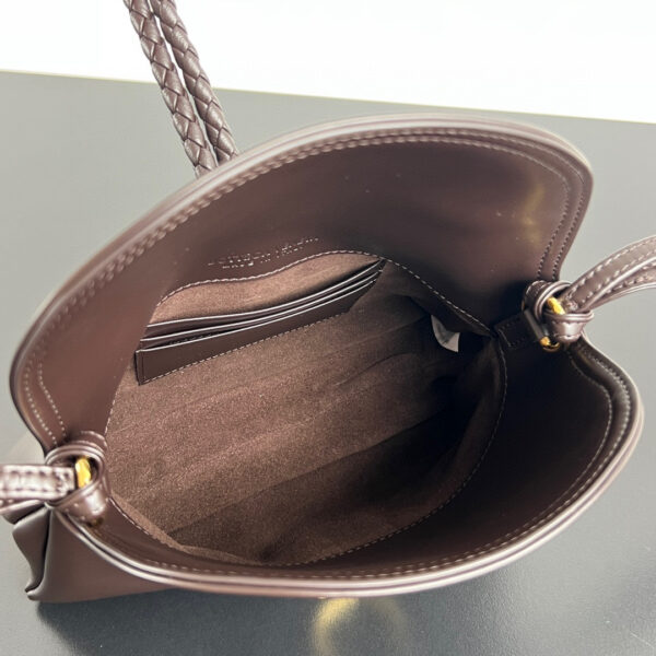 Bottega Veneta BV Baby Liberta
