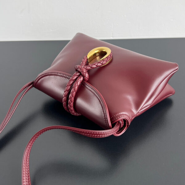 Bottega Veneta BV Baby Liberta
