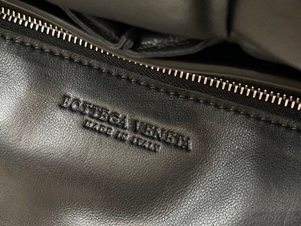 Bottega Veneta The Chain Cassette